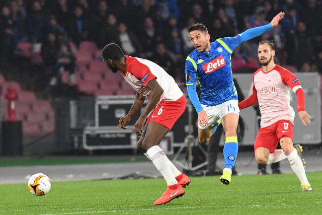 雄鹿大胜雷霆夺得NBA杯冠军 字母三双当选MVP